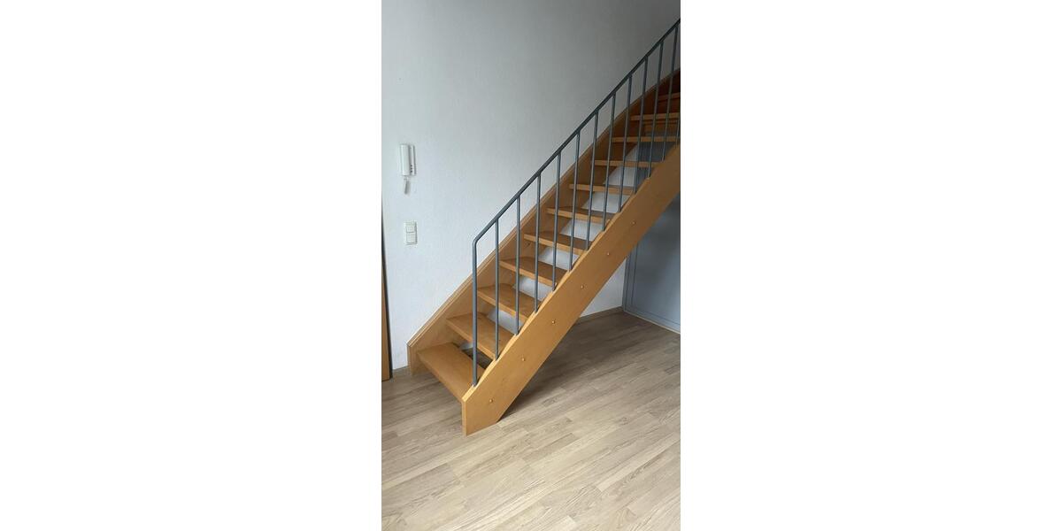 Etagenwohnung Lohmar - 2 Zimmer, 82 m&sup2;, 830&euro; | Angebot:26633961