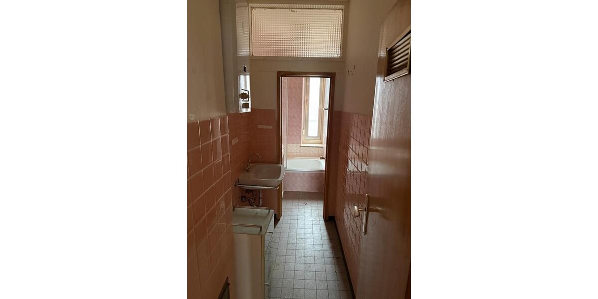 Etagenwohnung Neunkirchen - 1 Zimmer, 65 m&sup2;, 475&euro; | Angebot:25099924