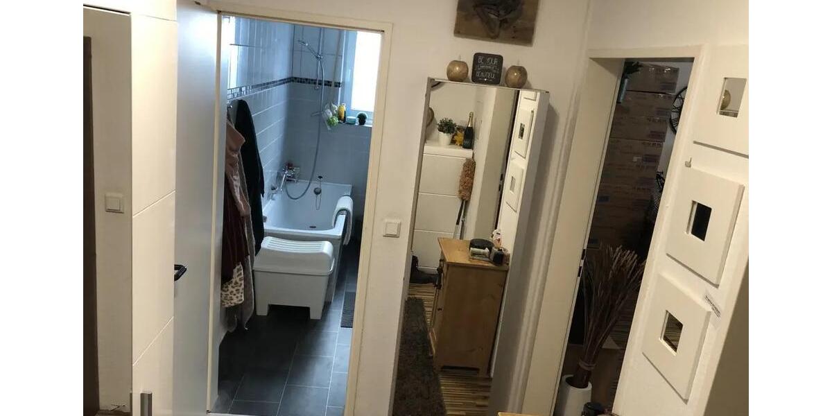 Erdgeschoßwohnung Remscheid - 2 Zimmer, 62 m&sup2;, 605&euro; | Angebot:25857331