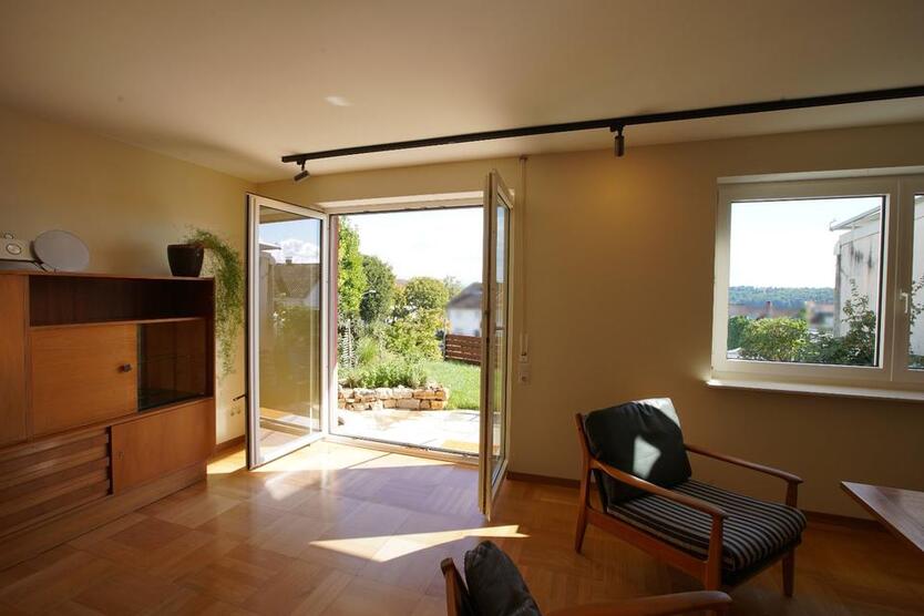 Haus mit Garten zur Miete: MID-CENTURY-Traum in Oberesslingen 6 zimmer