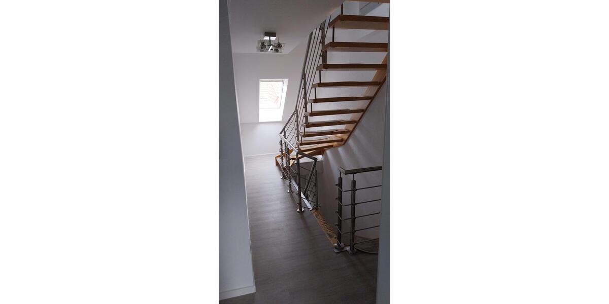Maisonettenwohnung Pfullingen - 3.5 Zimmer, 131 m&sup2;, 950&euro; | Angebot:26581377