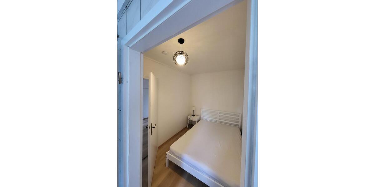 Dachgeschoßwohnung Hof Altstadt - 2 Zimmer, 50 m&sup2;, 380&euro; | Angebot:26591908