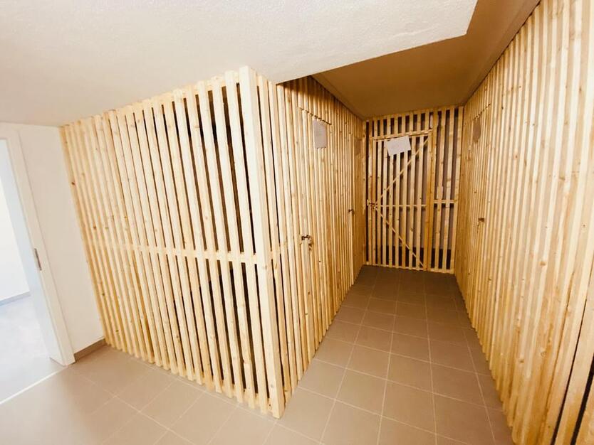 Moderne 2-Zimmer-Wohnung mit Balkon und Blick ins Grüne in Lalling