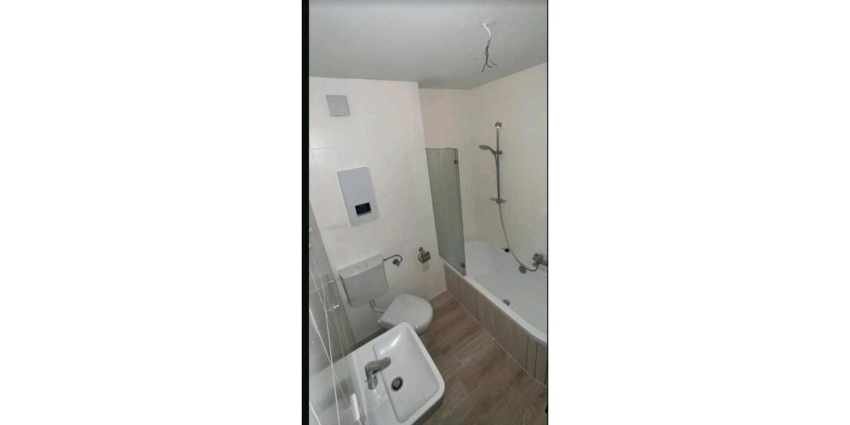 Etagenwohnung Wetzlar Dutenhofen - 4 Zimmer, 90 m&sup2;, 1.100&euro; | Angebot:24844426