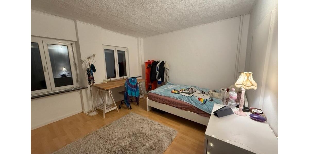 Wohnen auf Zeit Siegen - 20 Zimmer, 20 m&sup2;, 360&euro; | Angebot:25153193