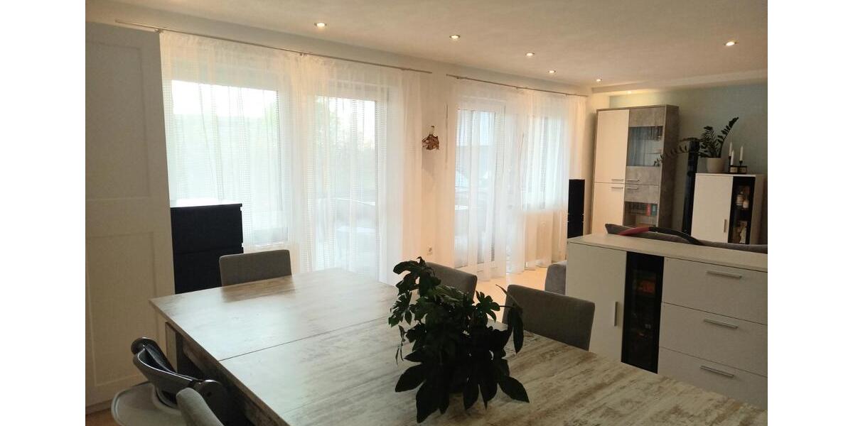 Erdgeschoßwohnung Herrenberg - 2.5 Zimmer, 99 m&sup2;, 1.050&euro; | Angebot:25941983