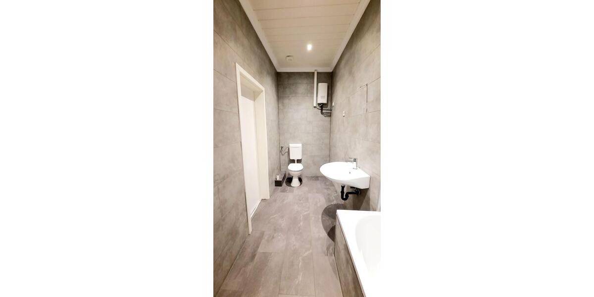 Etagenwohnung Aschersleben - 5 Zimmer, 156 m&sup2;, 900&euro; | Angebot:24711761