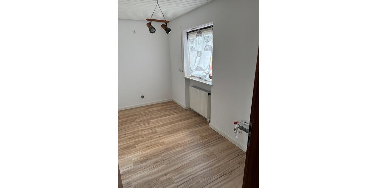 Erdgeschoßwohnung Bösingen - 2 Zimmer, 55 m&sup2;, 500&euro; | Angebot:25305277