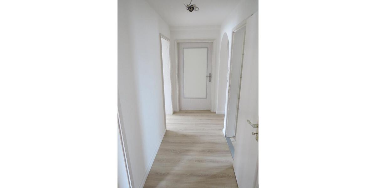 Etagenwohnung Hasselroth - 3 Zimmer, 95 m&sup2;, 890&euro; | Angebot:26577776