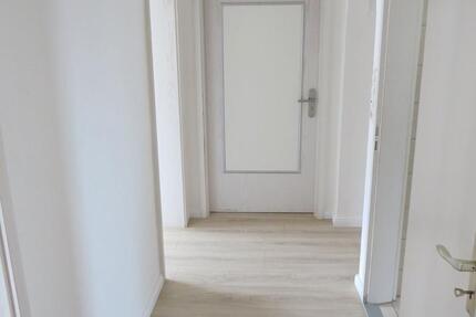 Wohnung Hasselroth - 3 Zimmer, 95 m&sup2;, 890&euro; | Angebot:26577776