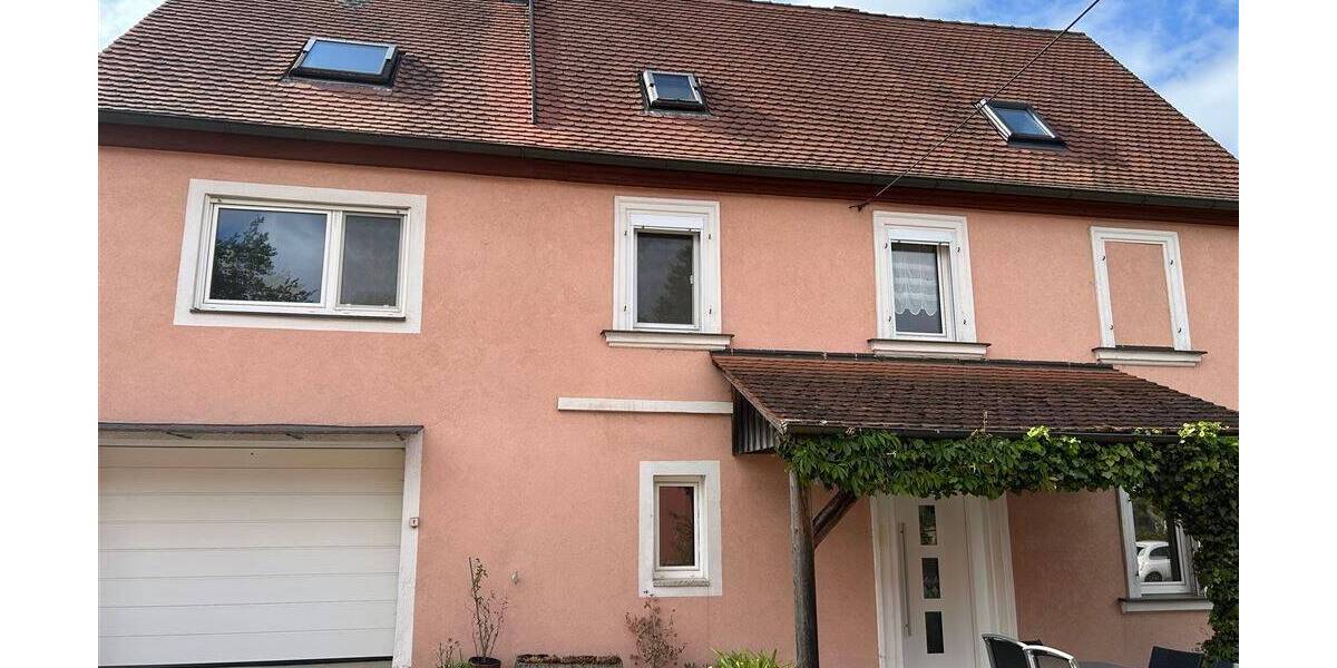 Einfamilienhaus Oberdachstetten - 8 Zimmer, 173 m&sup2;, 1.200&euro; | Angebot:26657158