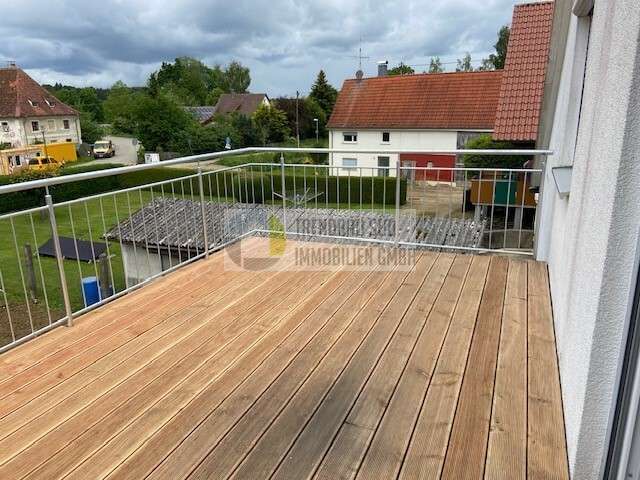 Etagenwohnung Schwendi Großschafhausen - 3 Zimmer, 74 m&sup2;, 753&euro; | Angebot:26852176