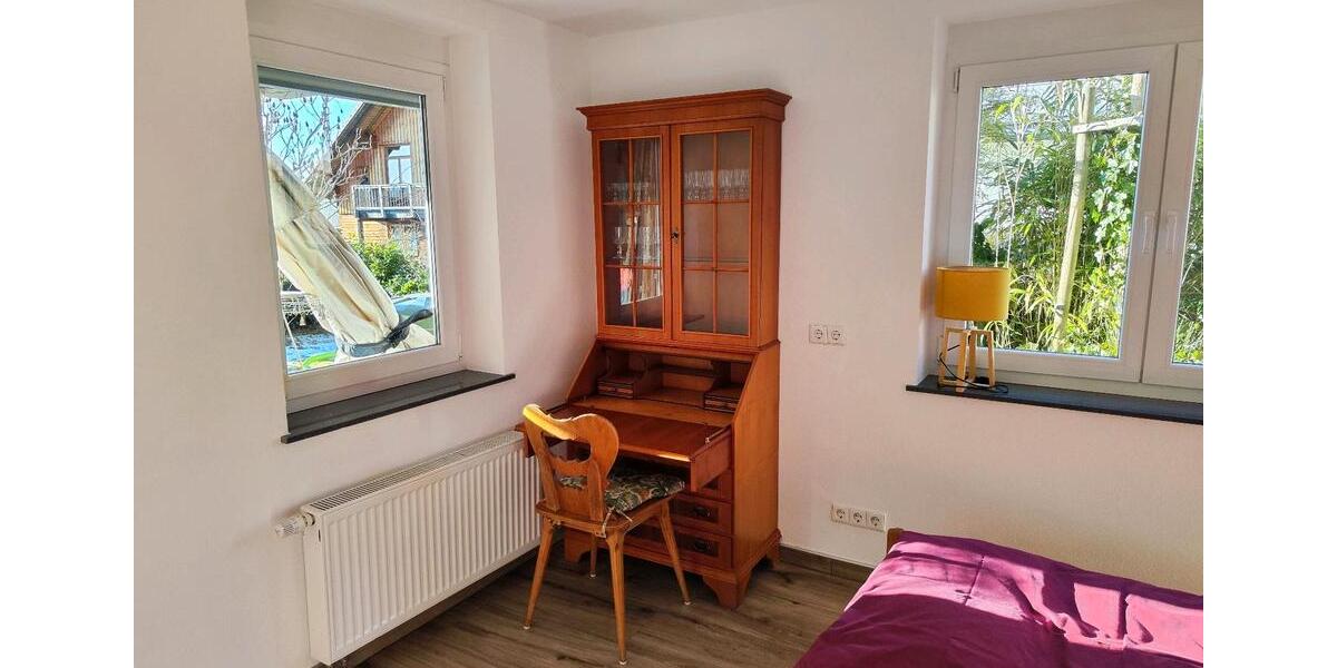 Wohnen auf Zeit Freiburg im Breisgau Herdern - 2 Zimmer, 50 m&sup2;, 100&euro; | Angebot:24397660