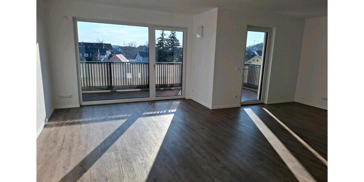 Etagenwohnung Burglengenfeld - 2 Zimmer, 75 m&sup2;, 1.050&euro; | Angebot:26278722