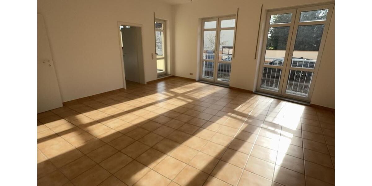 Erdgeschoßwohnung Eltville am Rhein - 3 Zimmer, 74 m&sup2;, 960&euro; | Angebot:25143627