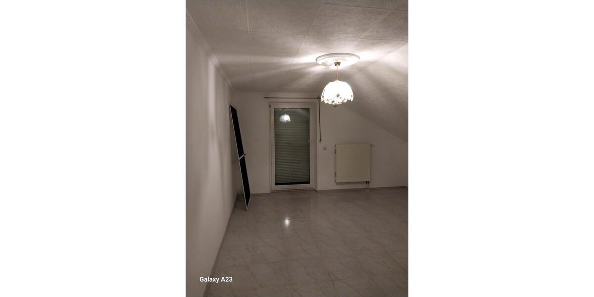 3-Zimmer Wohnung zu vermieten zimmer