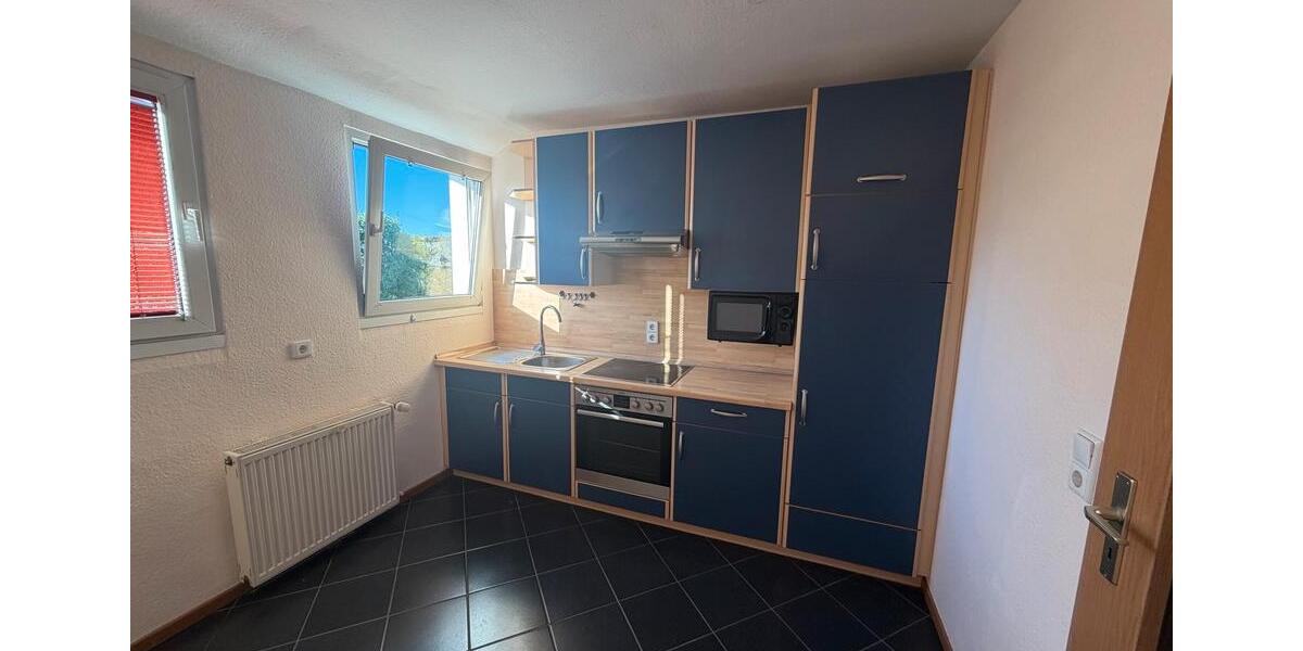 Dachgeschoßwohnung Remscheid Reinshagen - 1 Zimmer, 68 m&sup2;, 590&euro; | Angebot:26491225