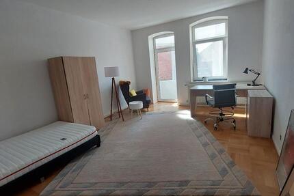 Zimmer in 3er WG Studierende der Finanzakademie 1 zimmer