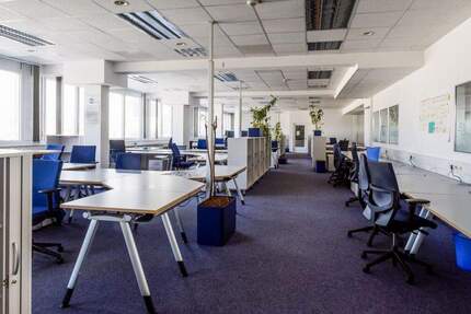 Büroflächen unterschiedlicher Größe in bester Aussichtslage - All-in-Miete zimmer