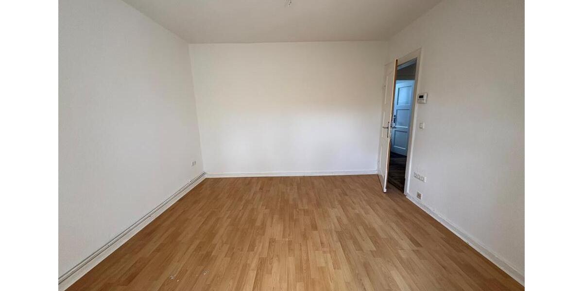 Dachgeschoßwohnung Wilhelmshaven - 3 Zimmer, 51 m&sup2;, 372&euro; | Angebot:26151698