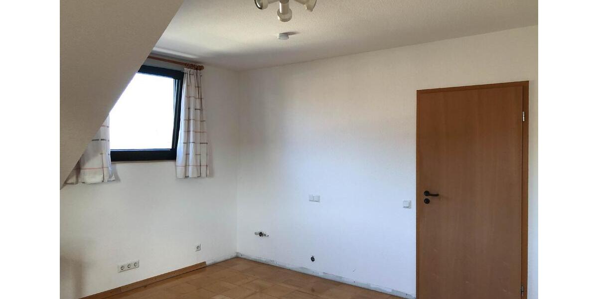 Dachgeschoßwohnung Unna - 2 Zimmer, 90 m&sup2;, 585&euro; | Angebot:23844410