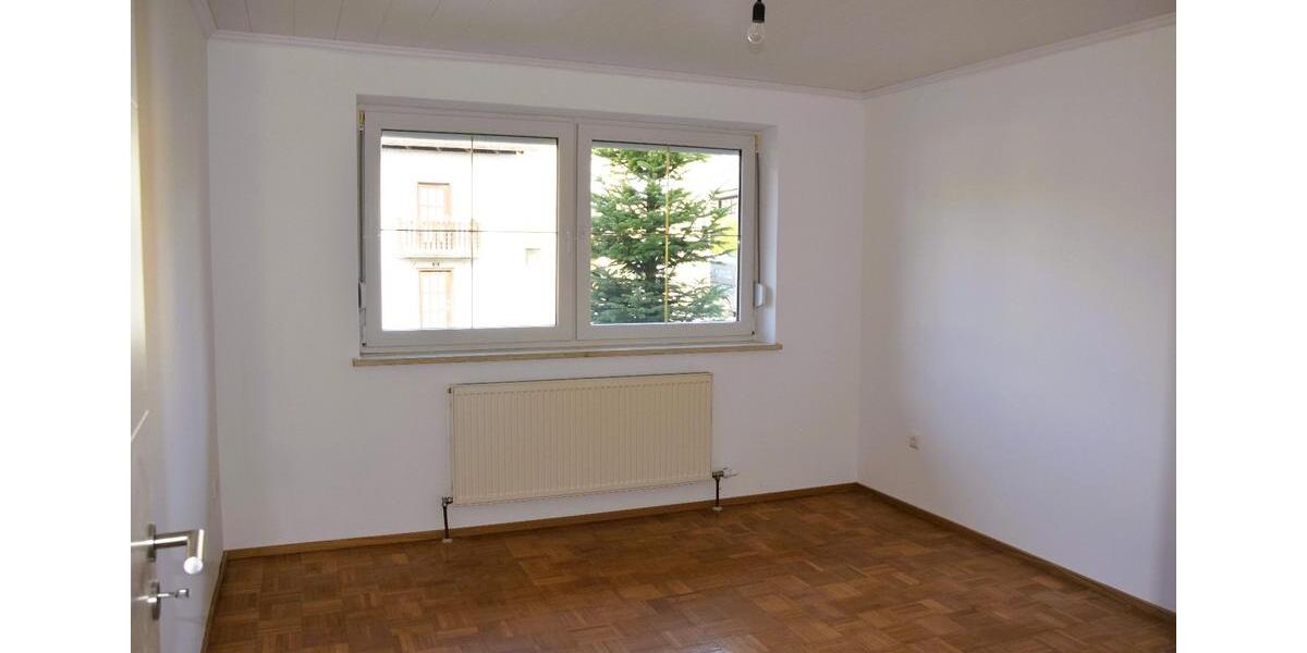 Bungalow Tettenweis - 5 Zimmer, 131 m&sup2;, 1.285&euro; | Angebot:26026451