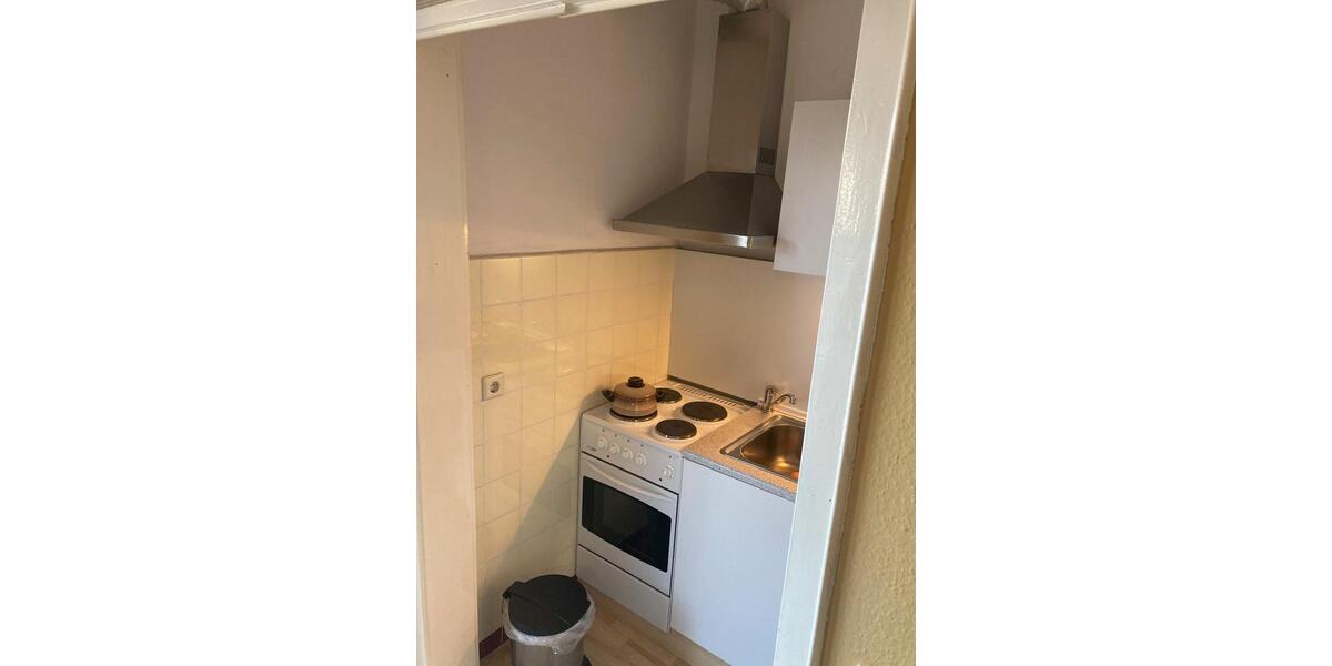 Etagenwohnung Braunschweig Wabe-Schunter-Beberbach - 1 Zimmer, 31 m&sup2;, 350&euro; | Angebot:25919877
