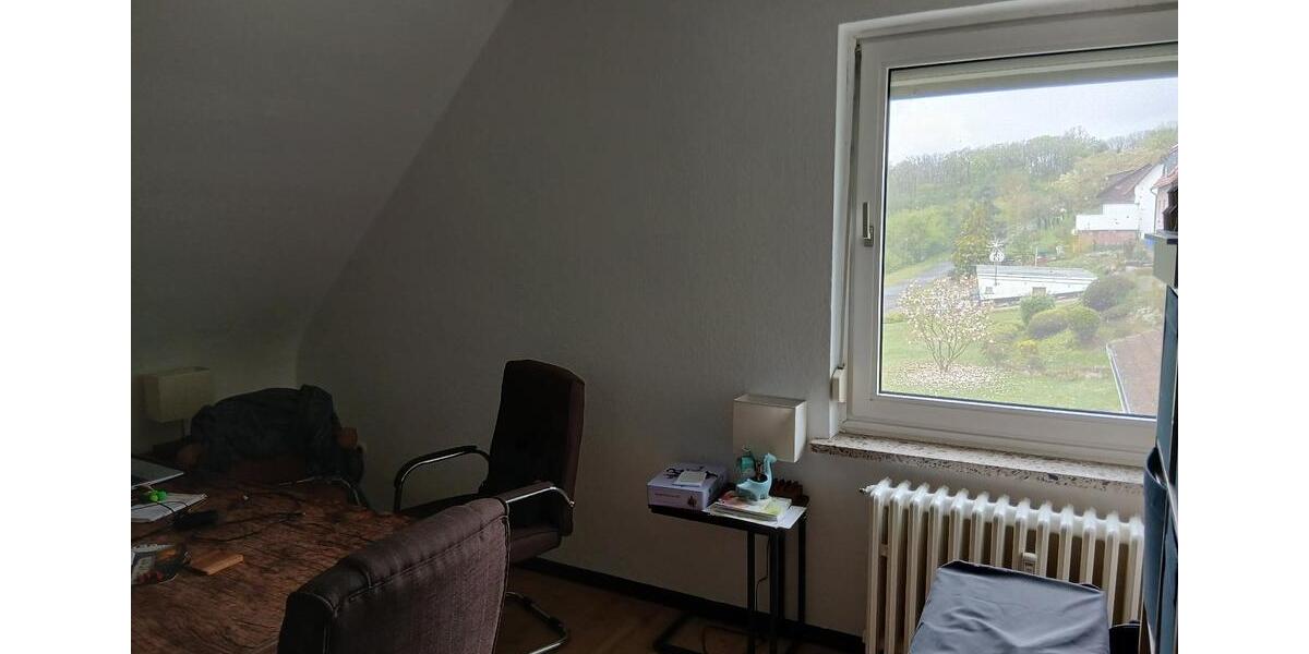 Etagenwohnung Friedland - 4 Zimmer, 85 m&sup2;, 600&euro; | Angebot:26521191