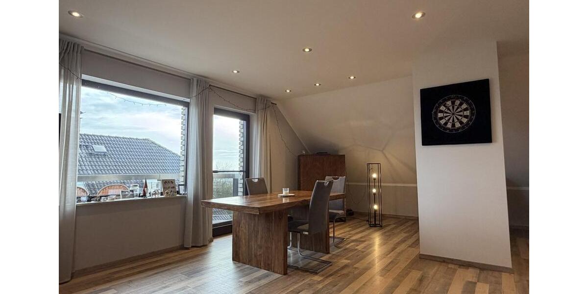 Dachgeschoßwohnung Neunkirchen-Seelscheid Seelscheid - 2 Zimmer, 80 m&sup2;, 900&euro; | Angebot:25330941