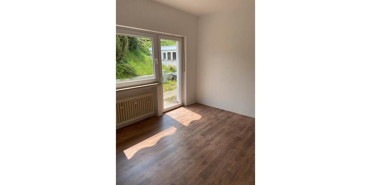 Erdgeschoßwohnung Feldatal - 4 Zimmer, 100 m&sup2;, 720&euro; | Angebot:25921952