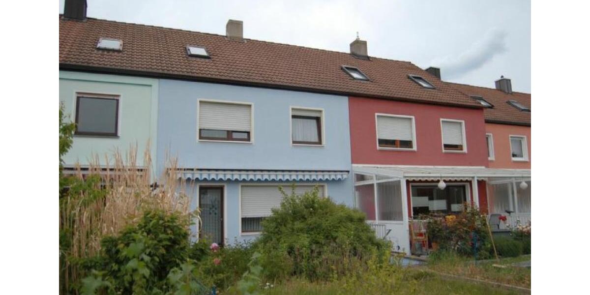 Reihenhaus Herzogenaurach - 5 Zimmer, 126 m&sup2;, 1.650&euro; | Angebot:26682503