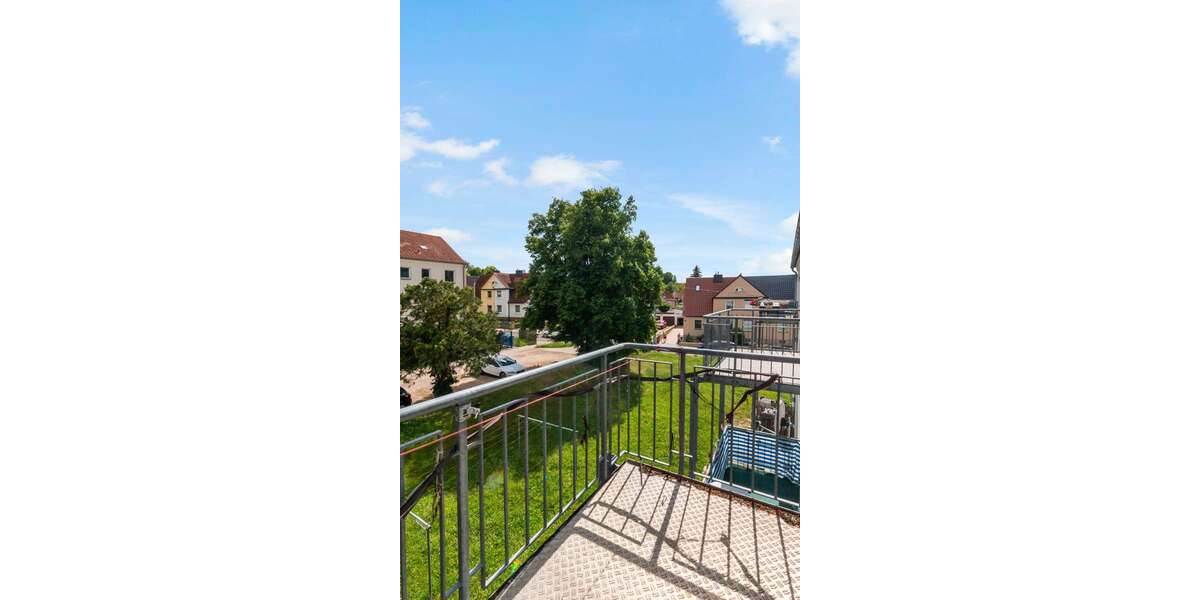 Etagenwohnung Weißenfels - 3 Zimmer, 60 m&sup2;, 425&euro; | Angebot:27072571
