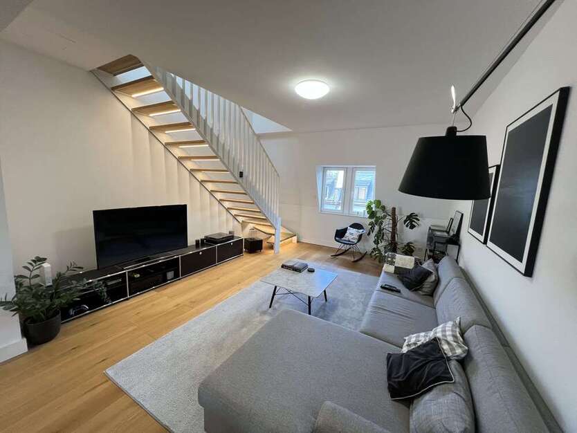 Wohnung zum Mieten in Frankfurt am Main 2.490 € 110 m² 4 zimmer