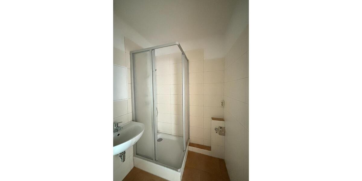 Etagenwohnung Gräfenhainichen - 3 Zimmer, 70 m&sup2;, 440&euro; | Angebot:23566519