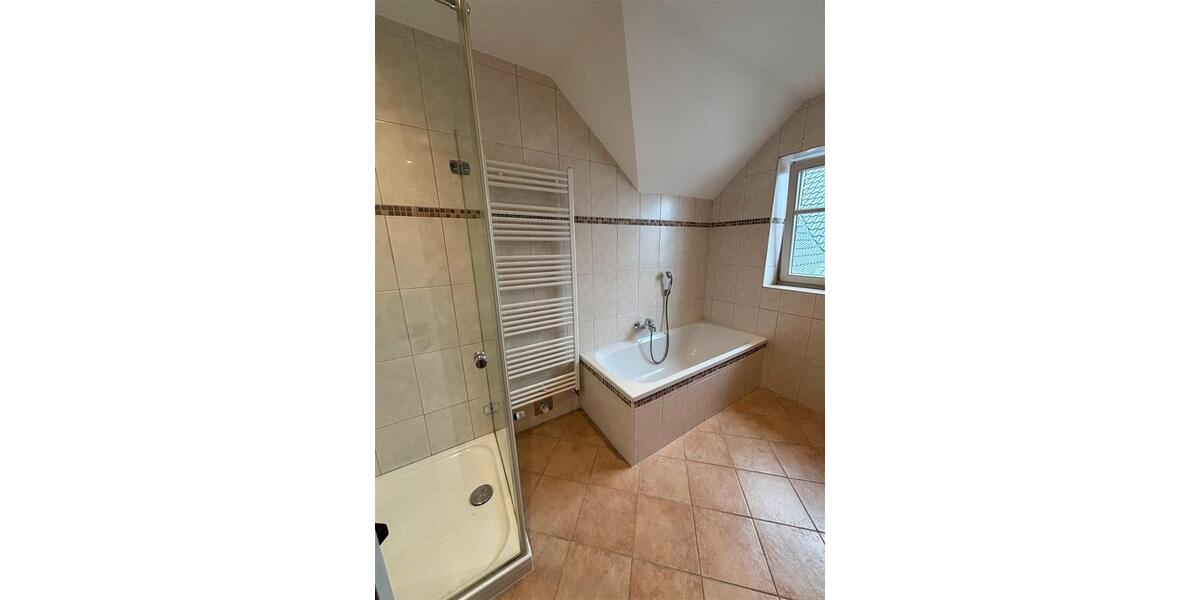 Dachgeschoßwohnung Ahaus - 3 Zimmer, 94 m&sup2;, 893&euro; | Angebot:24597553