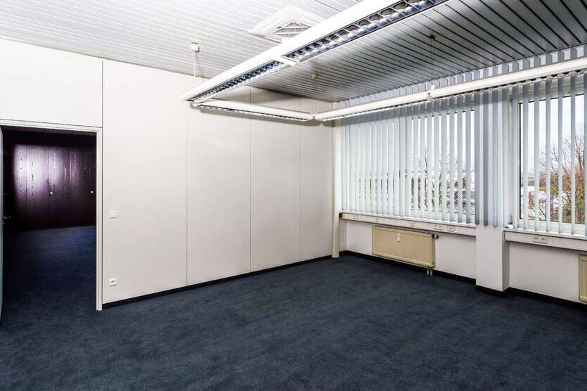 Büro in Fellbach 1.125 € 149 m² zimmer