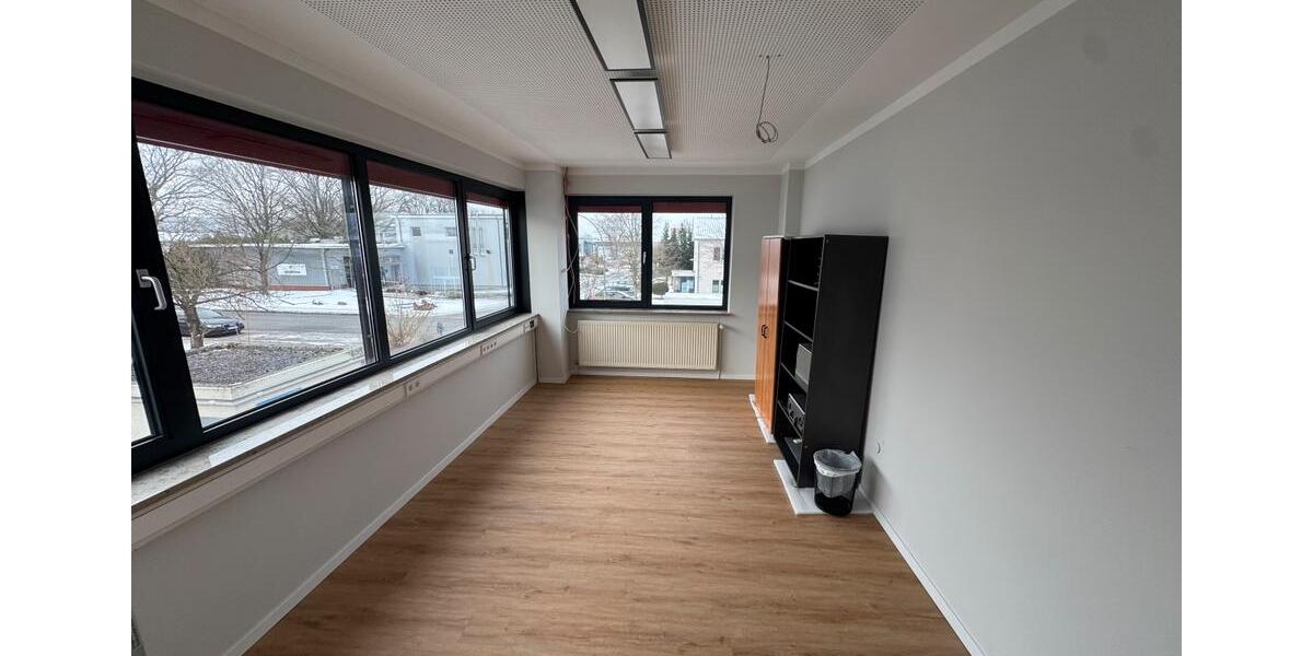 Gewerbeobjekt Reinbek - 688&euro; | Angebot:24755977