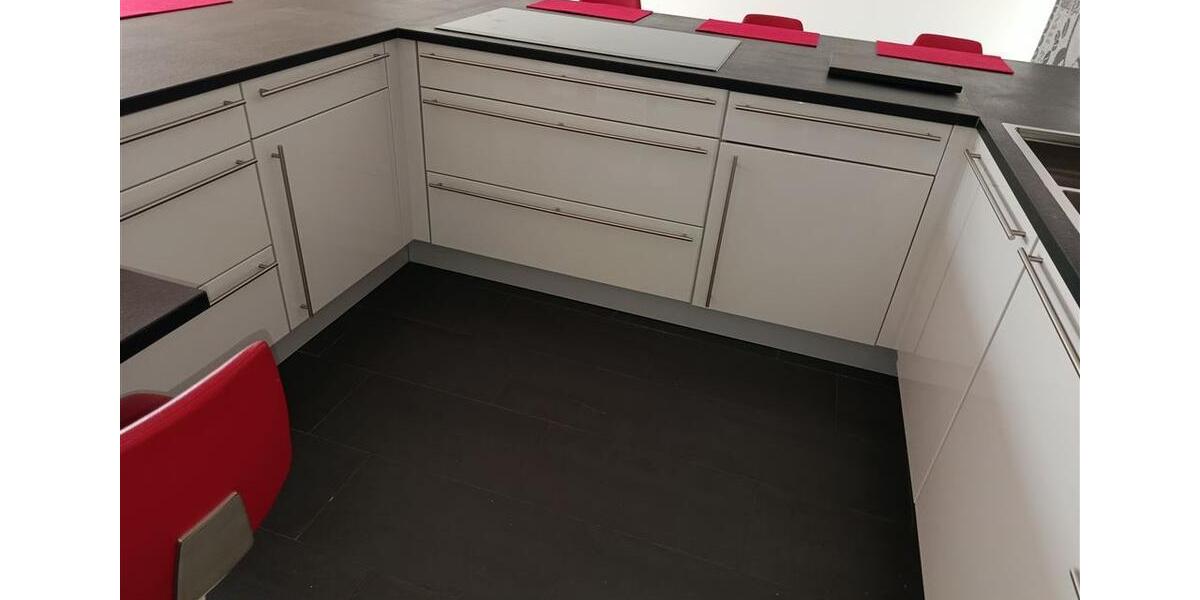 Etagenwohnung Zwenkau - 3 Zimmer, 108 m&sup2;, 1.500&euro; | Angebot:24731217