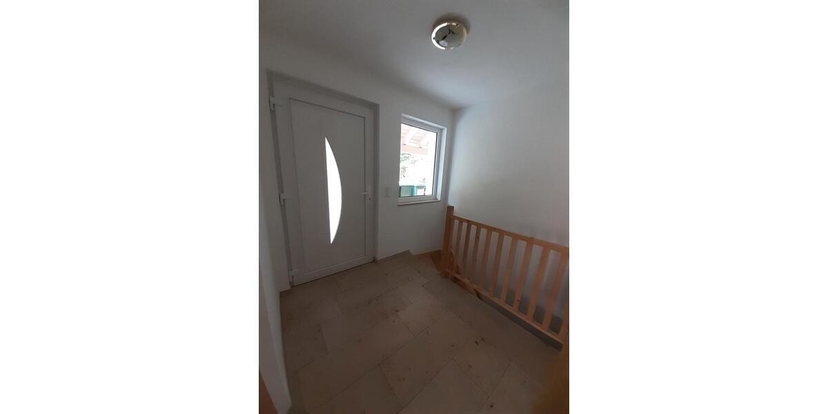 Erdgeschoßwohnung Weihenzell - 5 Zimmer, 145 m&sup2;, 1.050&euro; | Angebot:26573314