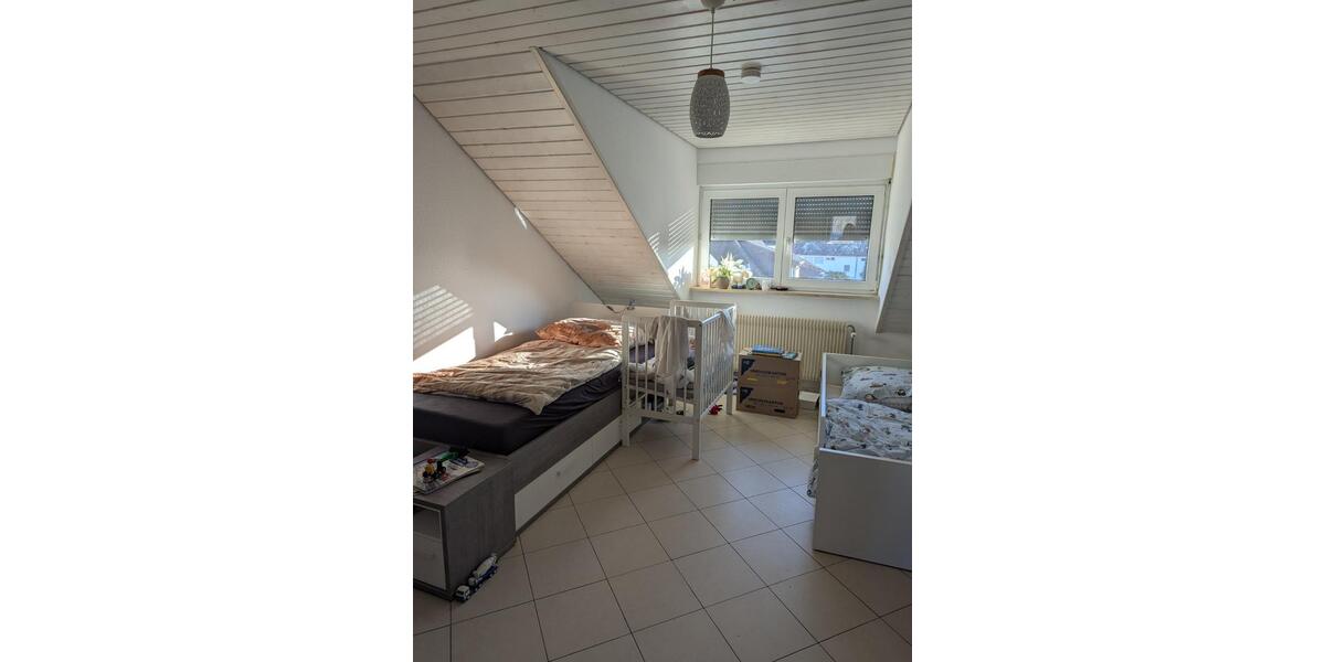 Dachgeschoßwohnung Weil am Rhein - 2 Zimmer, 58 m&sup2;, 820&euro; | Angebot:25432144