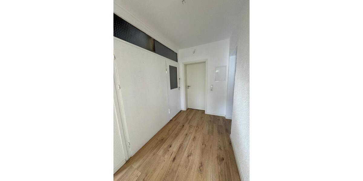 Dachgeschoßwohnung Sankt Ingbert - 3 Zimmer, 66 m&sup2;, 685&euro; | Angebot:23811452