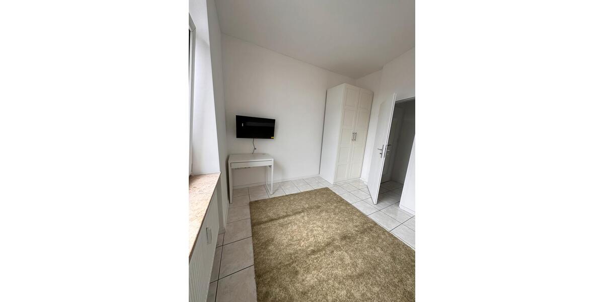 Wohnen auf Zeit Köln Ehrenfeld - 17 Zimmer, 28 m&sup2;, 700&euro; | Angebot:26397445