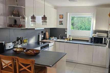 Haus Emmering - 5 Zimmer, 144 m&sup2;, 2.500&euro; | Angebot:24790498