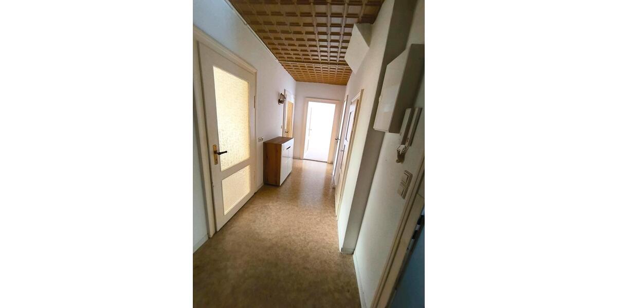 Etagenwohnung Neustadt in Sachsen - 3 Zimmer, 71 m&sup2;, 720&euro; | Angebot:25945275