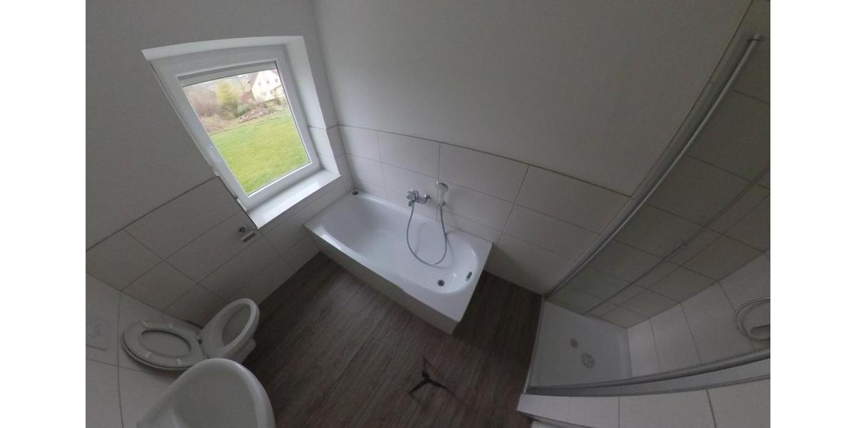 Erdgeschoßwohnung Breitenworbis - 4 Zimmer, 105 m&sup2;, 662&euro; | Angebot:26577957