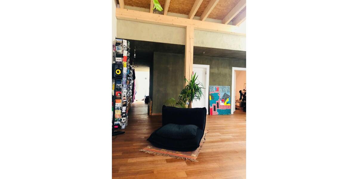Dachgeschoßwohnung Berlin Friedrichshain-Kreuzberg - 3 Zimmer, 100 m&sup2;, 850&euro; | Angebot:26341777