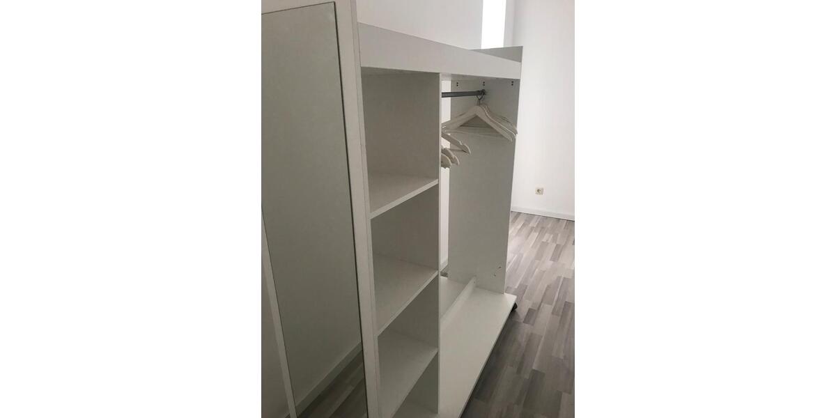 Wohnen auf Zeit Bergkamen - 4 Zimmer, 112 m&sup2;, 25&euro; | Angebot:20030517