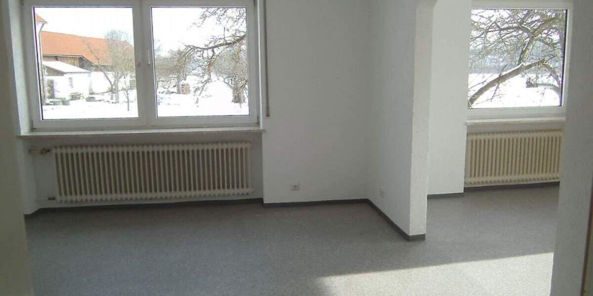 Mehrfamilienhaus, Wohnhaus Sulzbach-Rosenberg Unterschwaig - 8 Zimmer, 250 m&sup2;, 2.060&euro; | Angebot:25665485