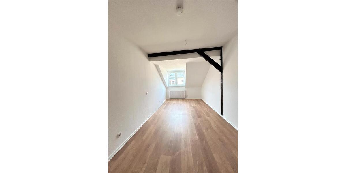 Dachgeschoßwohnung Riesa - 2 Zimmer, 59 m&sup2;, 360&euro; | Angebot:26167143
