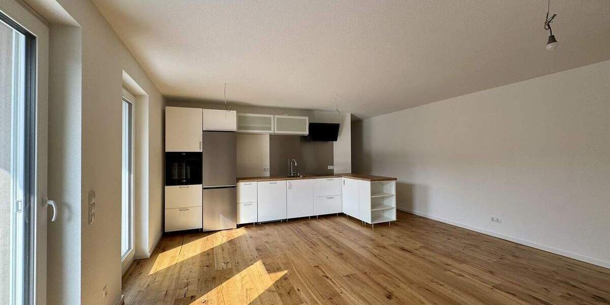 Etagenwohnung Kaiserslautern Innenstadt - 3 Zimmer, 99 m&sup2;, 1.300&euro; | Angebot:25741302